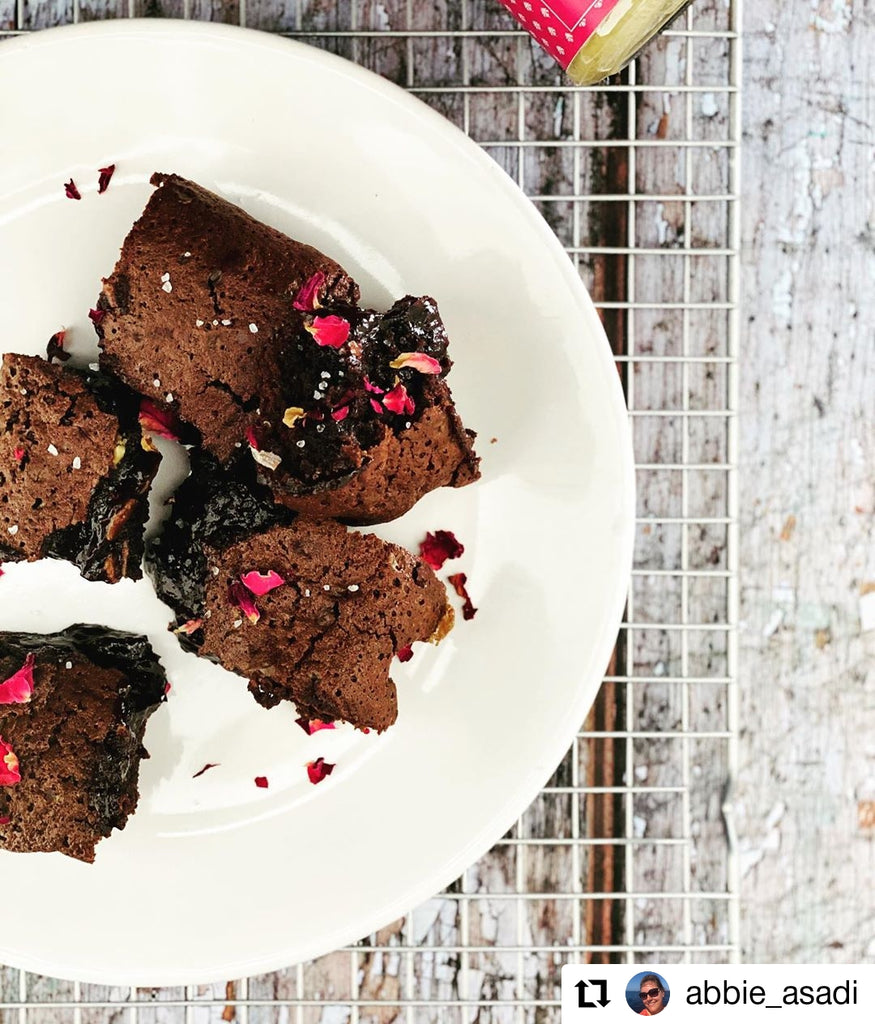 Image of brownies made with Butter Nut of London's Pistachio & Rose nut butter | Photo by @abbie_asadi